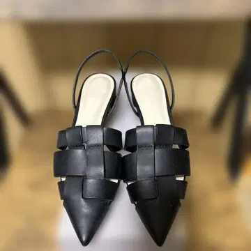 블랙 슬링백 샌들 36 새상품급