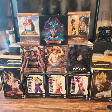 드래곤볼 피규어 컬렉션