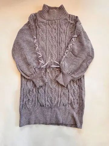 [새상품] TORTE 케이블 짜임 니트 원피스 라벤더 M