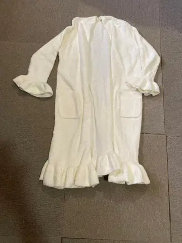 젤라또피케 프릴 가디건 ONE SIZE