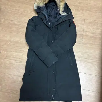 Canada Goose 다운 자켓 블랙
