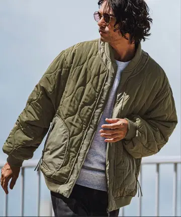 11/30까지 가격 인하 CAMBIO 루즈 실루엣 퀼팅 봄버 블루종 XL