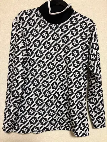 댄스 위드 드래곤 긴팔 하이넥 셔츠