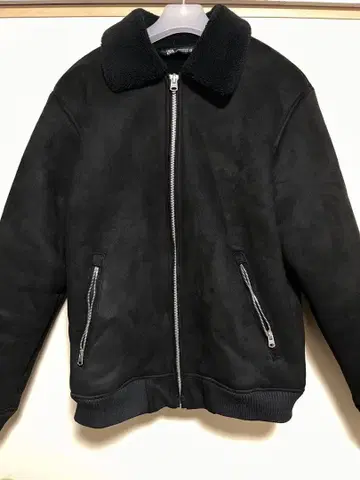 ZARA 보아 스웨이드 자켓