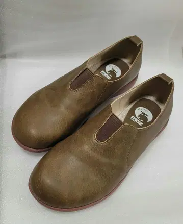 [ moz ] 브라운 슬립온 L 사이즈 24cm 스웨덴제 새상품급