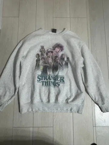 스트레인저 싱스 맨투맨