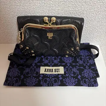 ANNA SUI 피콕 접이식 금속 잠금 장지갑 블랙