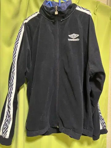 UMBRO 네이비 트랙 자켓