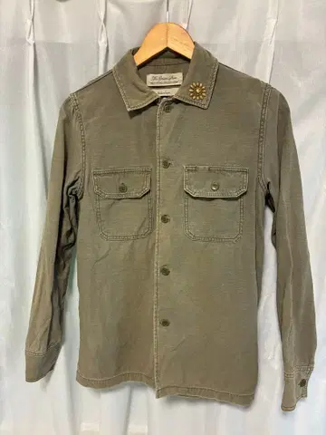 remi relief 레미레리프 플라워 스터드 긴팔 워크 셔츠