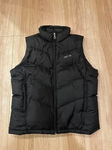 PHENIX 블랙 다운 베스트