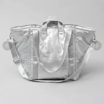 완판템 MAISON SPECIAL 글로시 토트백 실버 대용량