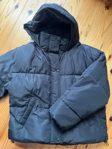 밑단 라운드 페이크 다운 자켓