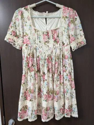 LIZLISA 꽃무늬 반팔 미니 원피스 프리 사이즈