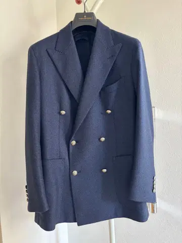 [ 새상품급 ] 딸리아또레 네이비 더블 브레스트 테일러드 자켓
