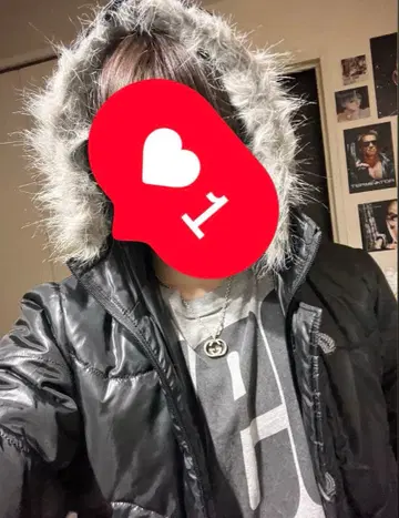 블랙 다운 자켓 L 사이즈 퍼 포함