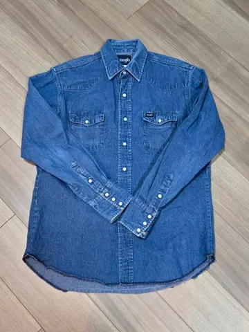 Wrangler 긴팔 데님 셔츠