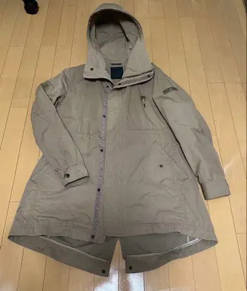 TATRAS 베이지 후드 부착 자켓