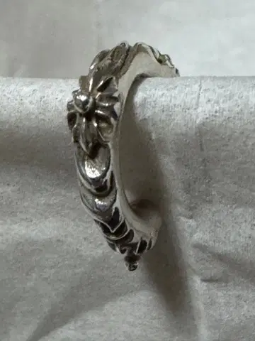 실버 925 꽃 조각 귀걸이 (한쪽 귀용)