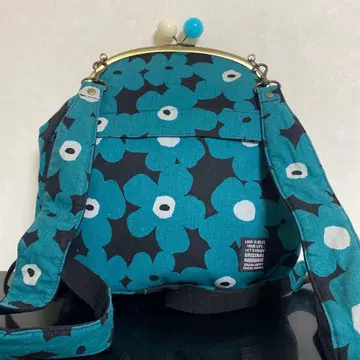 아메다마 가마구치 꽃무늬 핸드메이드 백팩 터콰이즈 블루