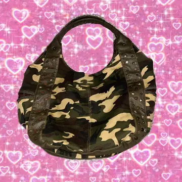 y2k 카모 패턴 스터드 핸드백 대용량 백 토트백