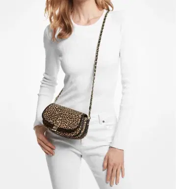 마이클코어스 MICHAEL KORS 미니 숄더백 퍼 소재