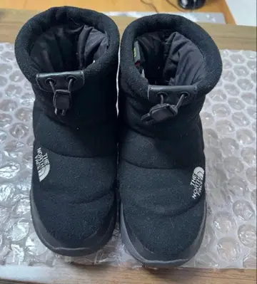 THE NORTH FACE 블랙 숏부츠