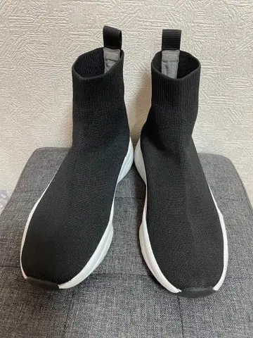 +diana 플러스다이애나 블랙 스니커즈 부츠 통굽 부츠 22.5 경량