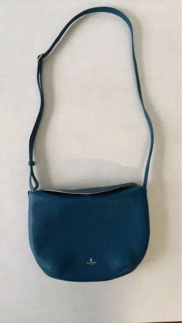 펠레보르사 레넷 숄더백 반원형