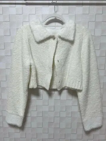 dazzlin 화이트 니트