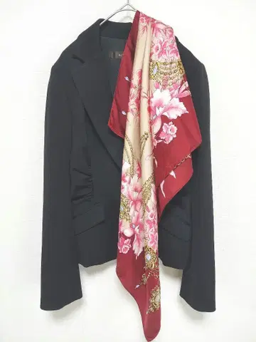 블랙 테일러드 자켓 스카프 포함 11호