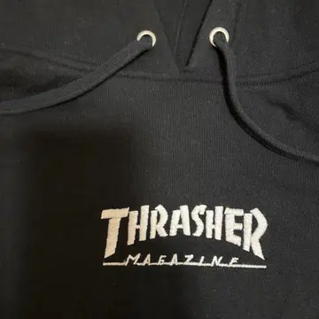 THRASHER 블랙 후드티
