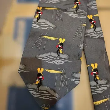 루니 툰즈 넥타이