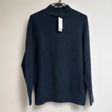 [미사용 새상품] 유니클로 3D 수플레얀 모크넥 스웨터 L 블루