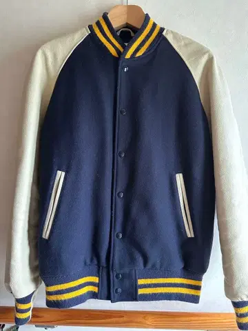 지비스포츠 Gbsport #62R 바시티 자켓 래글런 스탠다드