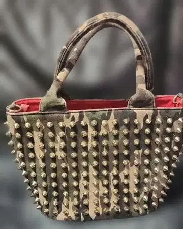 카모플라쥬 스터드 토트백