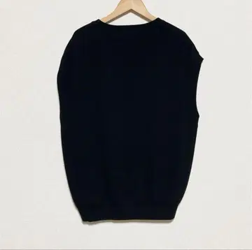 ships 오버 사이즈 니트 베스트