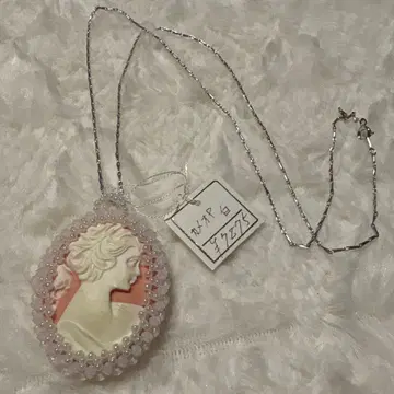 카메오 디자인 목걸이