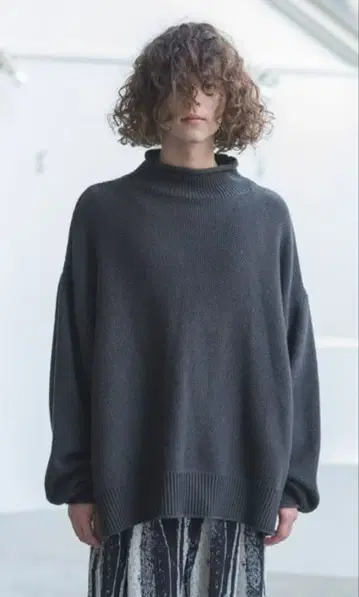 CasperJohn 모스 스티치 보틀넥 니트