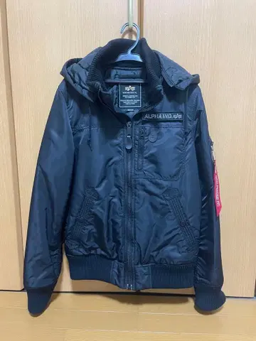 ALPHA IND. 블랙 MA-1 자켓 M