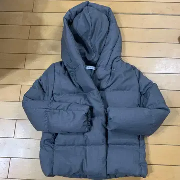 PLST 후드 부착 그레이 다운 자켓