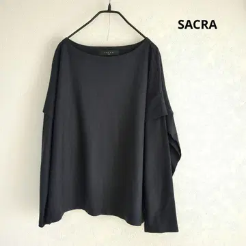 SACRA 사쿠라 다크 그레이 울 100% 긴팔 프릴 상의 일본제