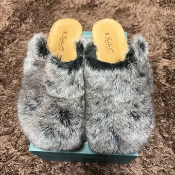 소니아 C. 그레이 퍼 통굽 샌들