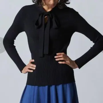 더블 스탠다드 Sov. 리본 타이 리브 니트 블랙