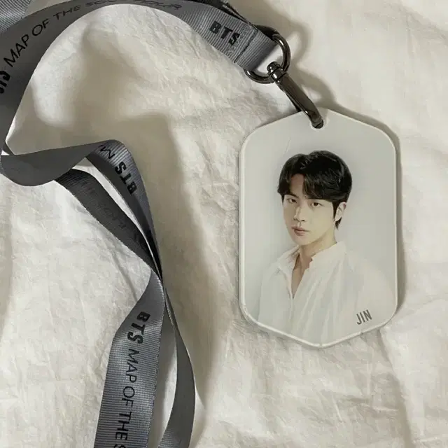BTS 맵솔투어 진 JIN 아크릴 키링 + 끈