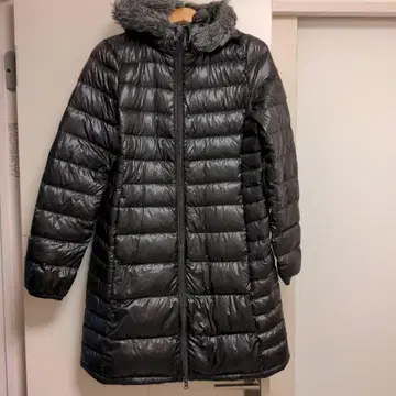 유니클로 프리미엄 다운 울트라 라이트 다운 페더 블랙 L