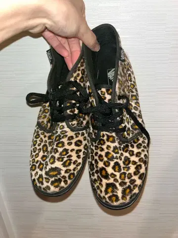 Vans 레오파드 무늬 스니커즈