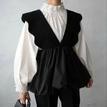 새상품급 select shop K.growth 스캘럽 벌룬 페플럼 베스트