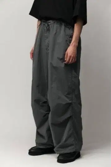 [ BURLAP OUTFITTER ] 오버팬츠 그레이 LANTIKI