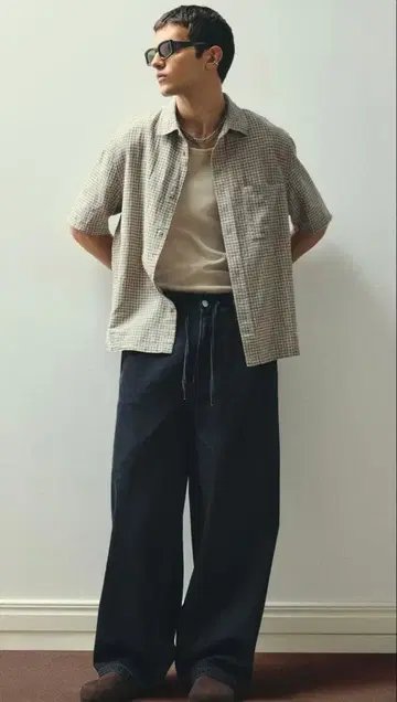 H&M 슈퍼 배기 데님 블랙