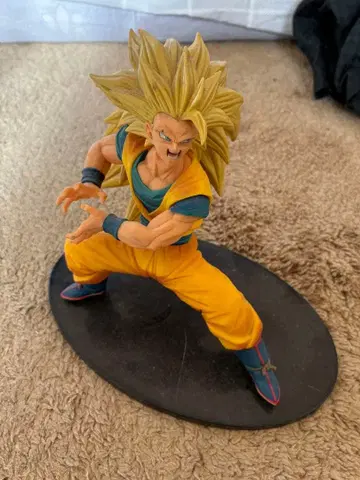 드래곤볼 피규어 슈퍼 사이어인 3 오공
